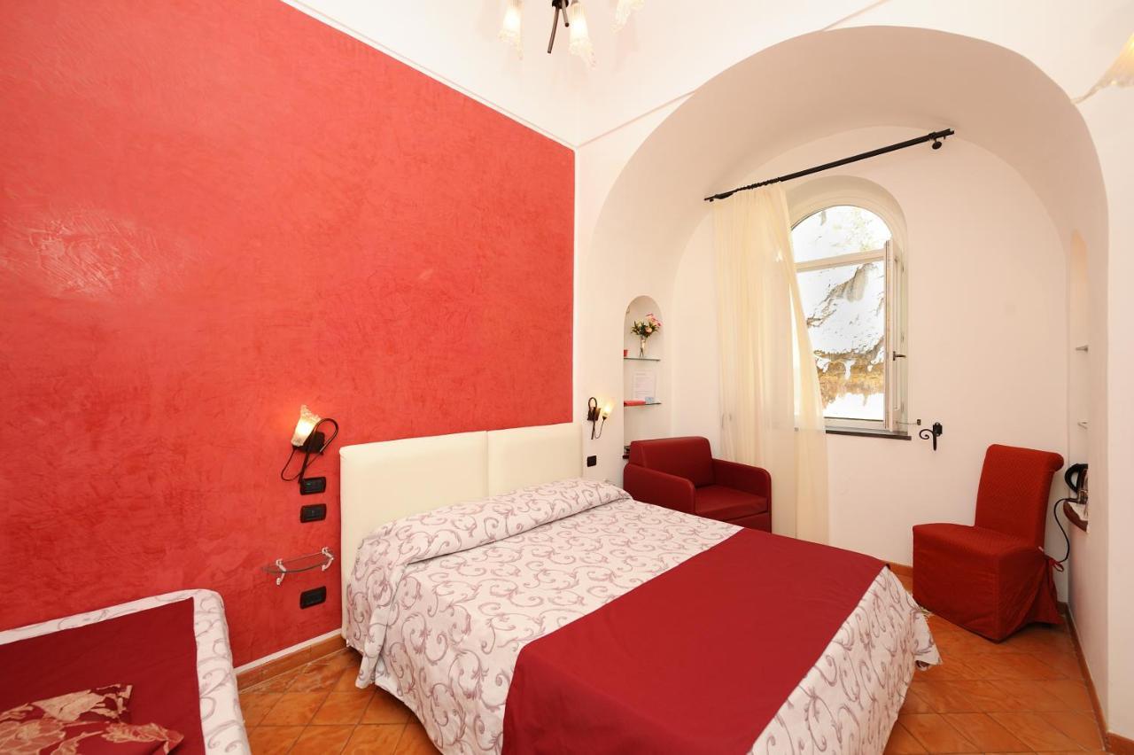 Hotel Villa Annalara Charme And Relax Amalfi Bagian luar foto